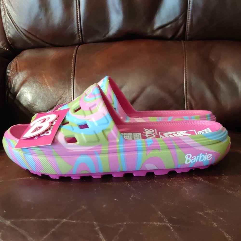 NEW Vans x Barbie Pink Women's Slides Size 8 RARE